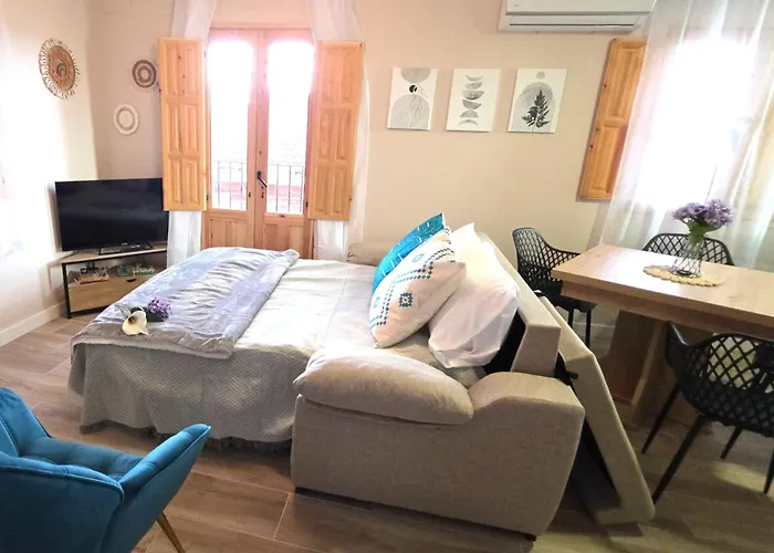 Almavera Casa Pura Vida * מדריגל דה לה וורה