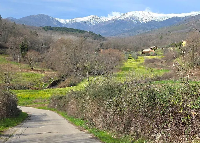 Almavera Casa Pura Vida מדריגל דה לה וורה