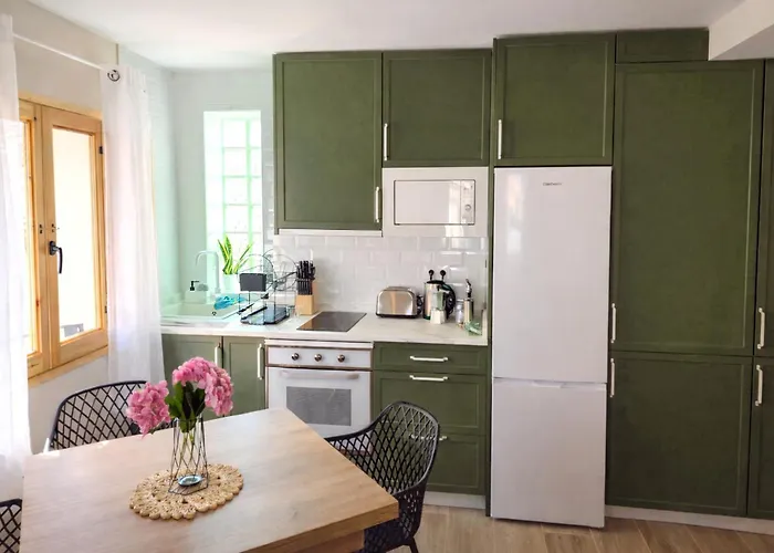 Almavera Casa Pura Vida Madrigal de la Vera