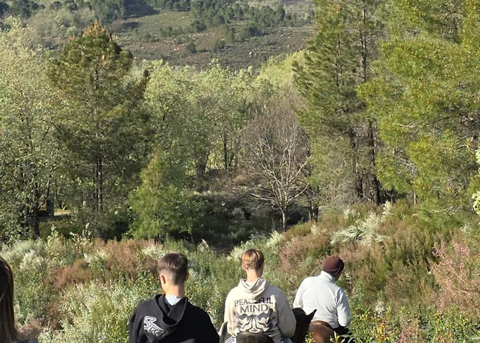 Almavera Casa Pura Vida * Madrigal de la Vera